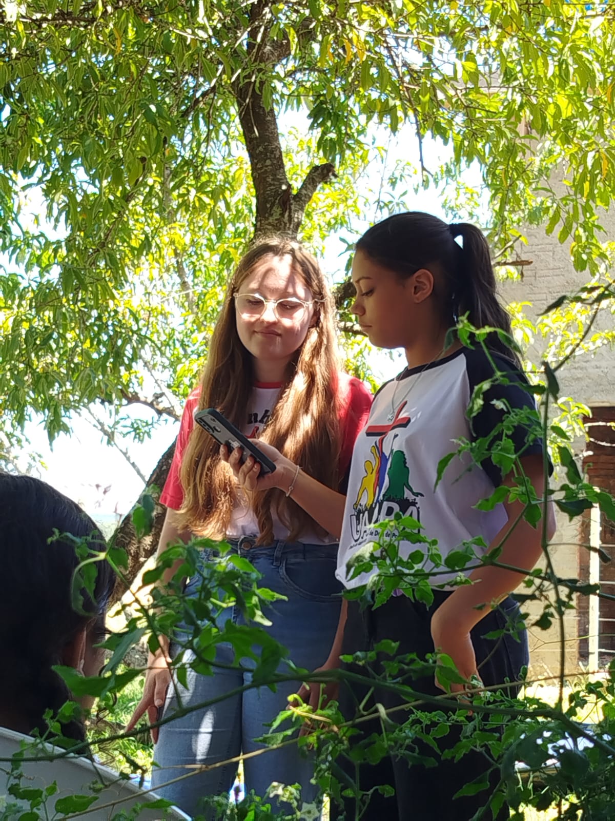 Dia Mundial do Desenhista: Adolescentes da UAADPA usam a arte para o Reino de Deus